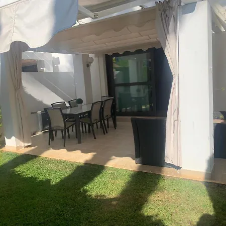 Feriehus Residencial Punta Coral *